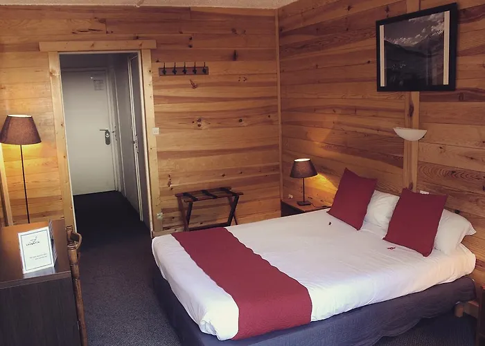 Hotel De La Valentin Szálloda 2*